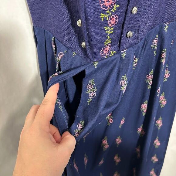 VTG Sportalm Austrian Kitzbühel Floral Button Bodice Pleated Skirt Dress 44 - Picture 7 of 11